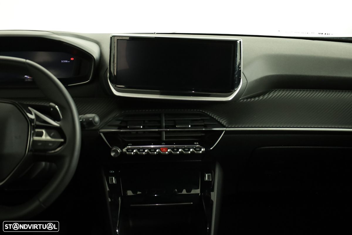 Peugeot 2008 1.2 PureTech Allure EAT8 - 9
