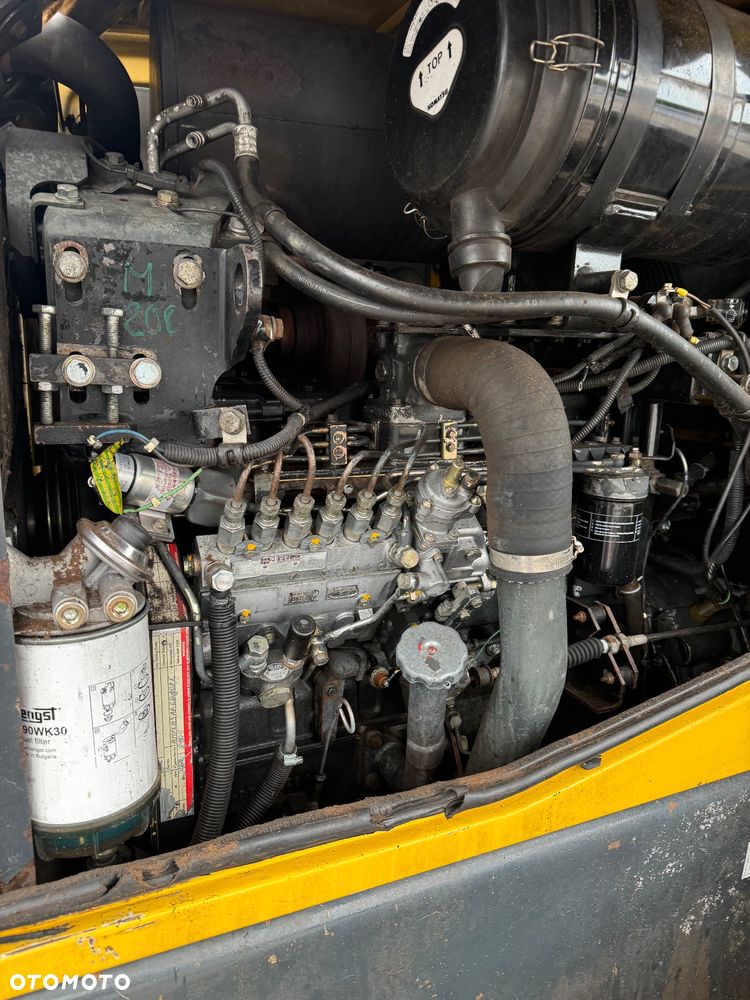 Komatsu WA250-5H - 8