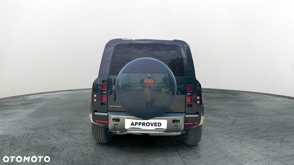 Land Rover Defender - 5