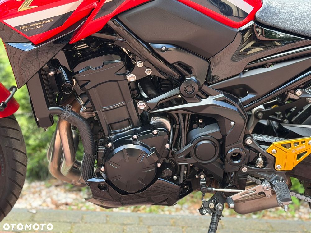Kawasaki Z 900 - 16