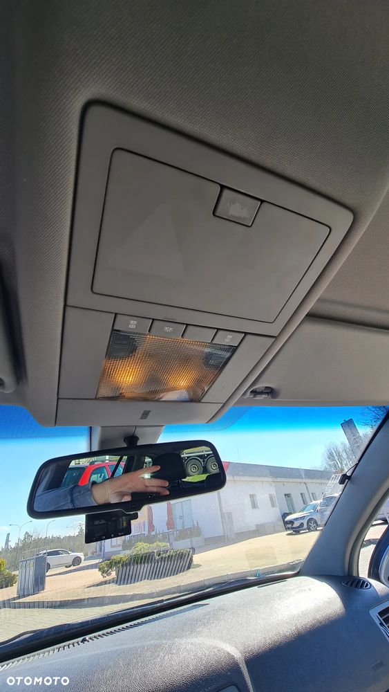 Opel Vectra 1.9 CDTI Sport - 11