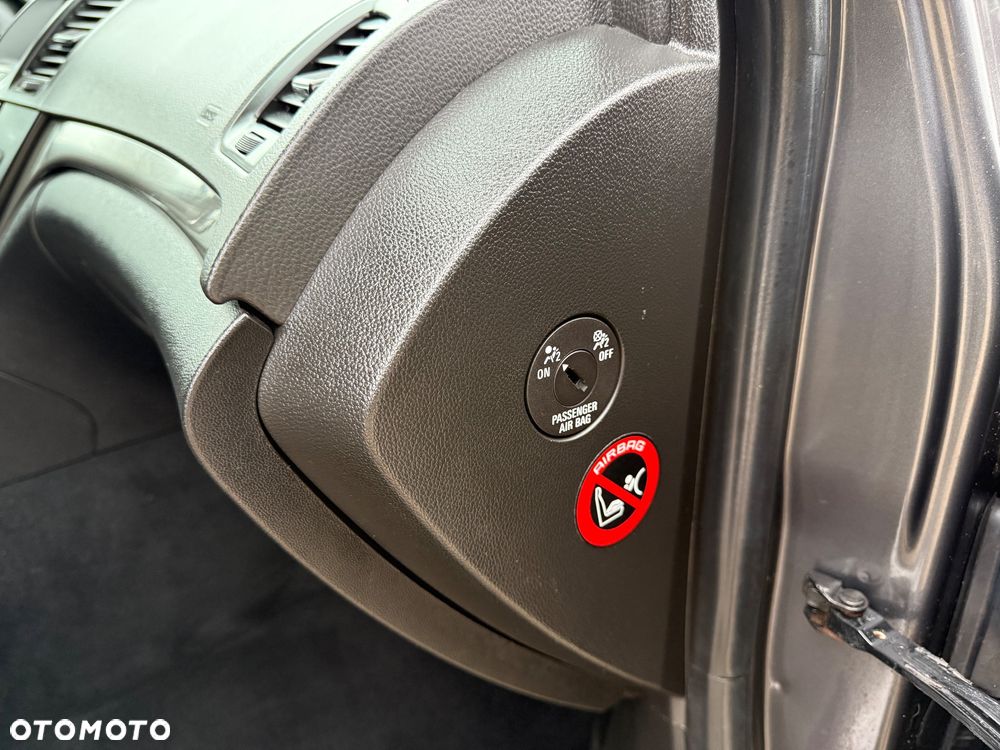 Opel Insignia 1.6 Turbo Edition - 23