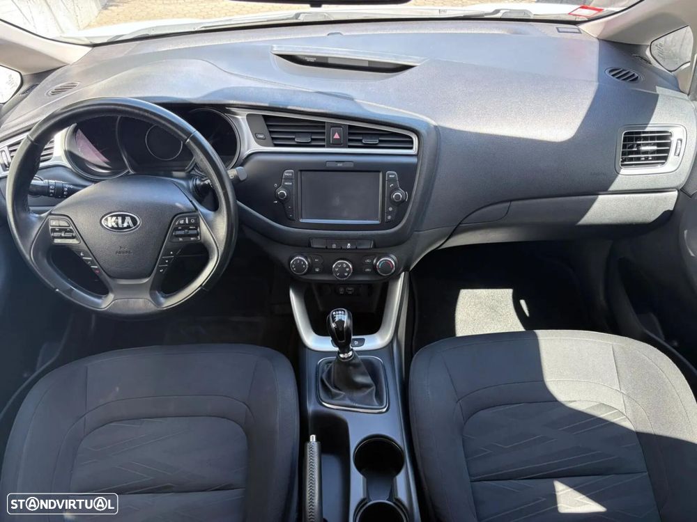 Kia Ceed SW 1.6 CRDi Nav Line - 7