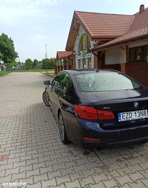 BMW Seria 5 520d xDrive MHEV Sport Line sport - 6