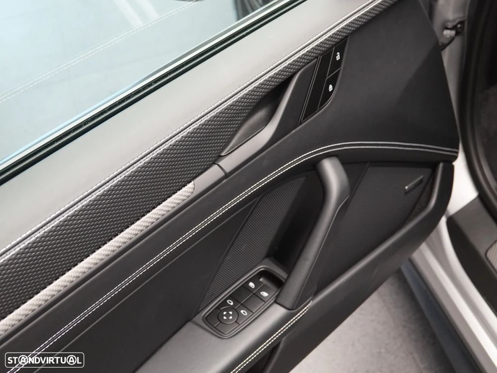 Porsche 911 (992) GT3 Touring Package PDK - 32