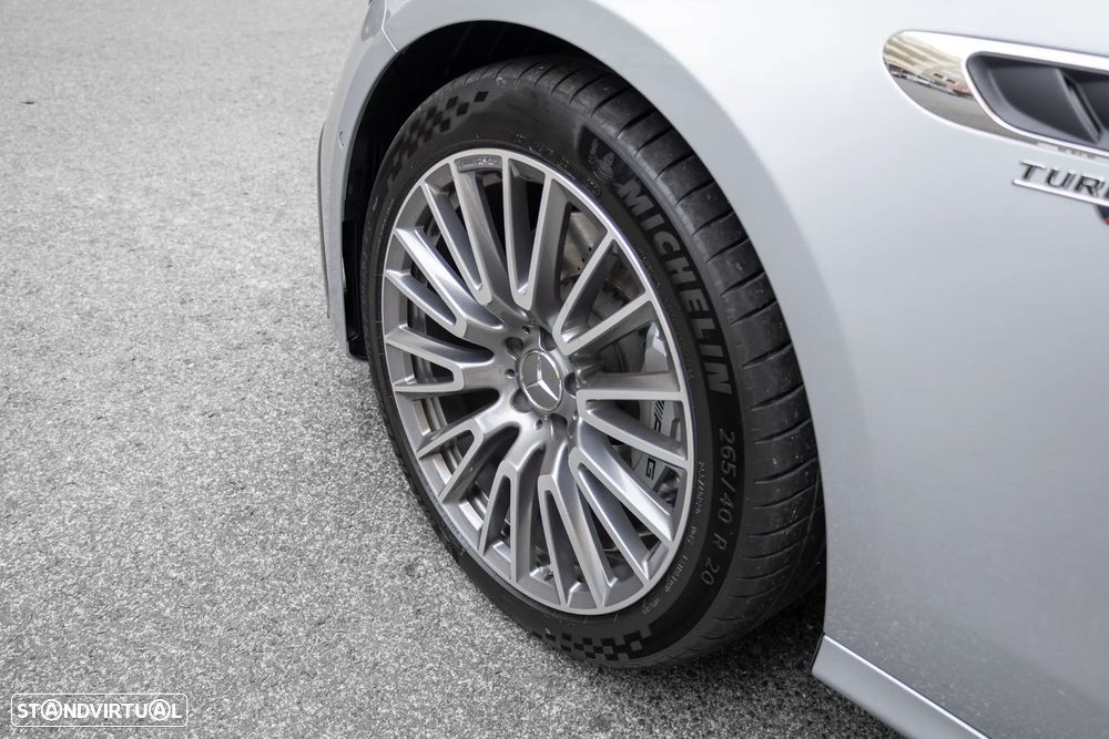 Mercedes-Benz E 53 AMG 4Matic+ SpeedshiftFT TCT 9G — photo 4