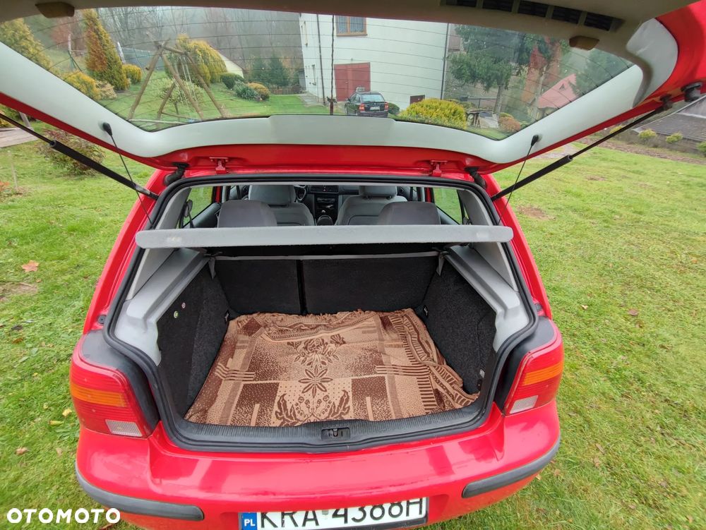 Volkswagen Golf IV 1.6 Trendline - 18