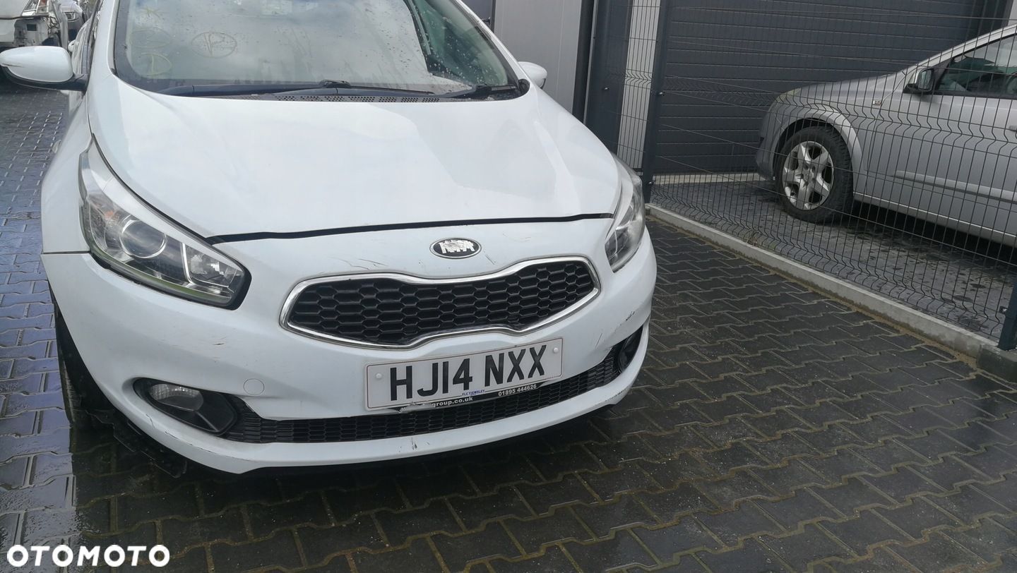 Maska zderzak błotnik przód kompletny Kia Ceed II 12-16 WD - 1