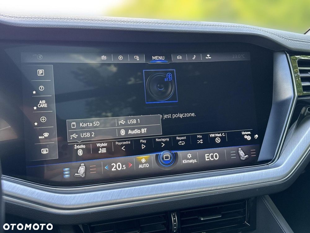 Volkswagen Touareg - 28