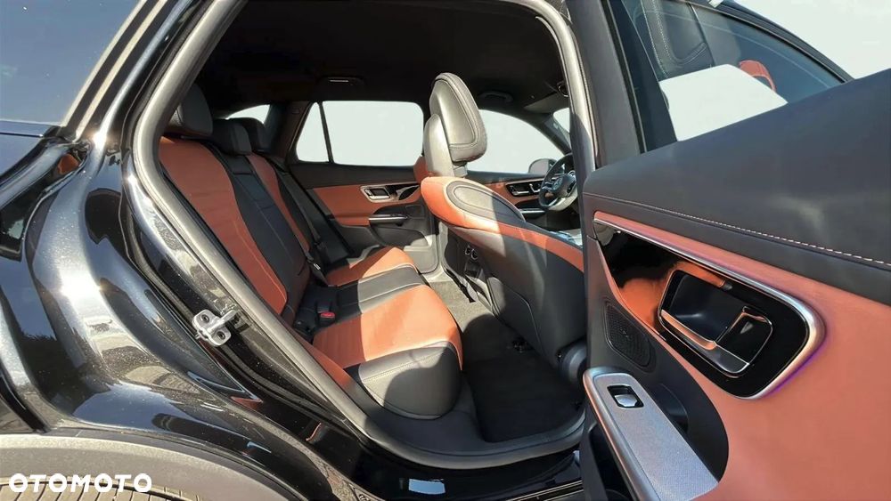 Mercedes-Benz GLC 300 mHEV 4-Matic AMG Line - 13