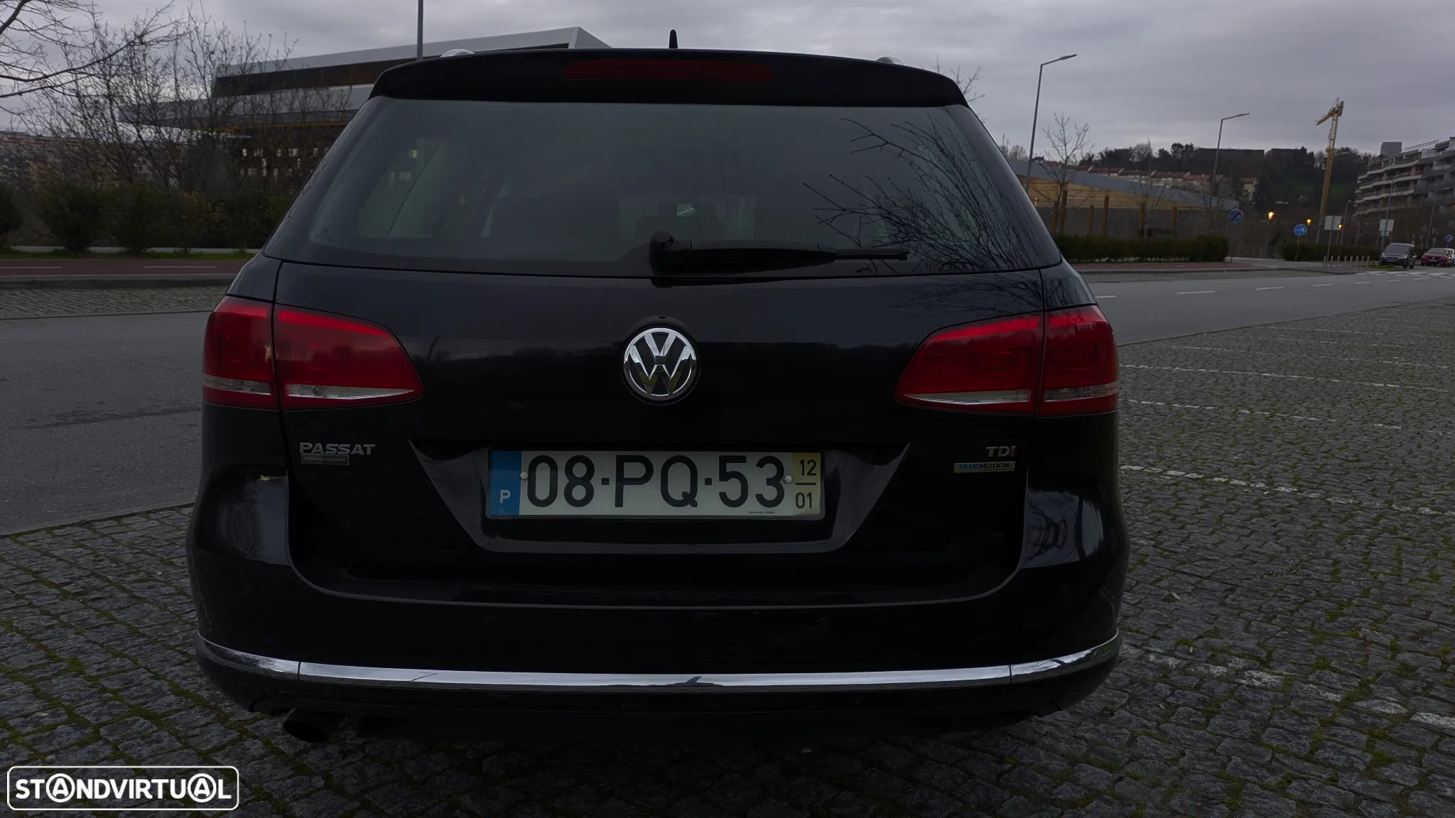 VW Passat 1.6 TDI BlueMotion Comfortline - 4