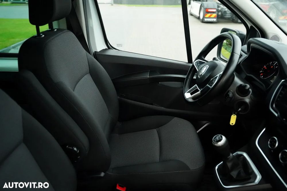 Renault TRAFIC III / AUTOBUZ / 9 LOCURI / 2022 / PRIMUL PROPRIETAR / REVIZAT - 25