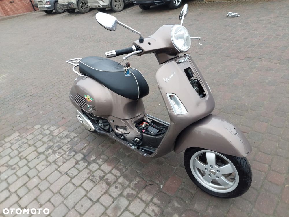 Piaggio Vespa - 7