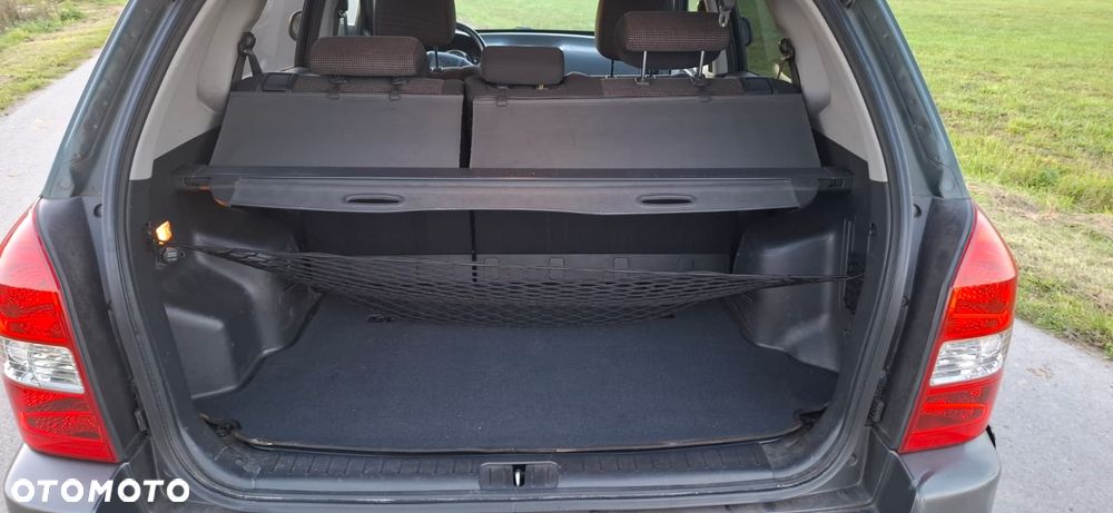 Hyundai Tucson 2.0 Comfort 2WD - 15