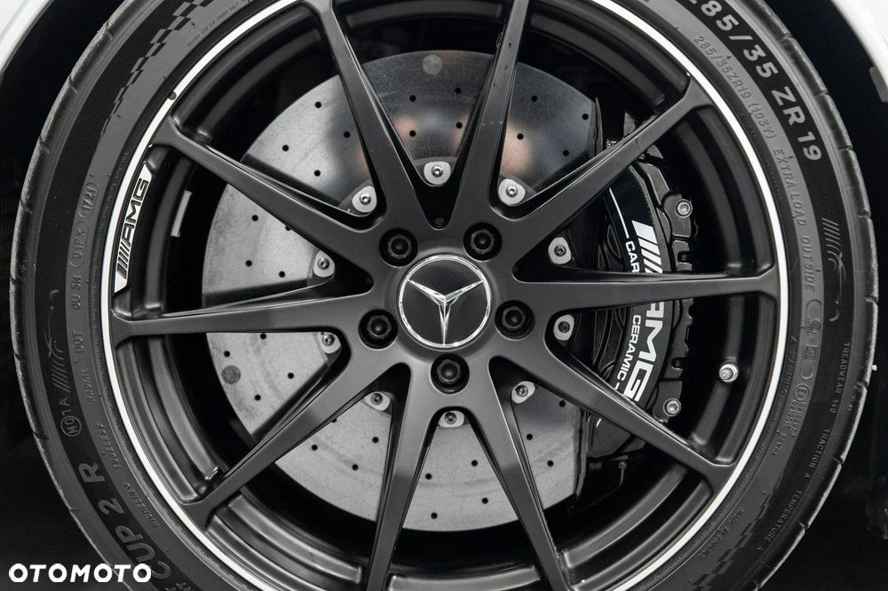 Mercedes-Benz AMG GT - 21