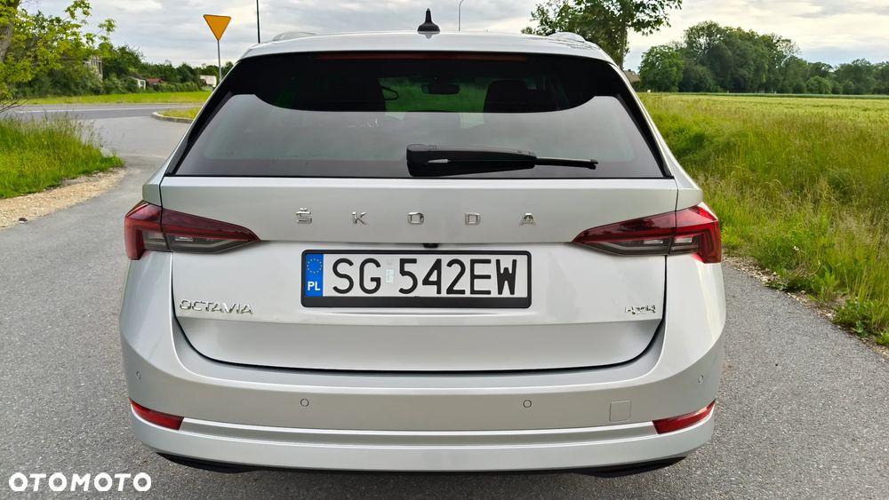 Skoda Octavia 2.0 TDI 4x4 Style DSG - 5