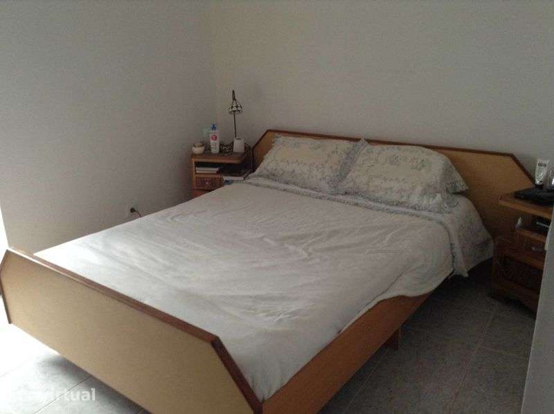 Arrenda-se apartamento T1, sala e cozinha comum - Grande imagem: 3/9