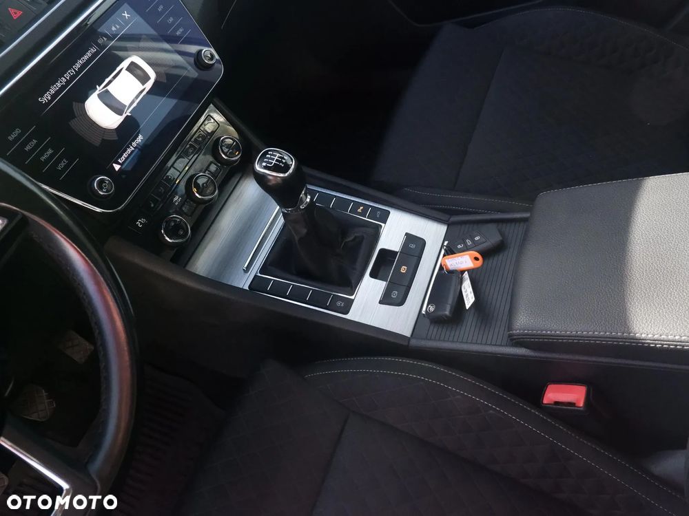 Skoda Superb 1.5 TSI ACT Ambition - 39