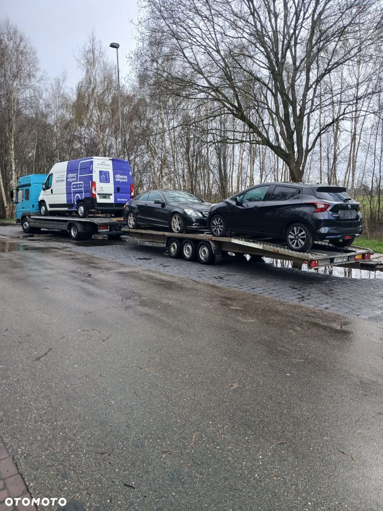 Mercedes-Benz 818 - 4