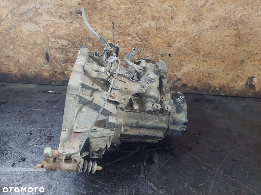 SKRZYNIA BIEGÓW TOYOTA YARIS I 1.3 16V MANUAL 5 BIEGÓW - 2