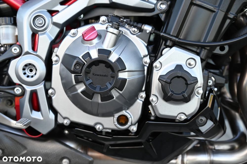 Kawasaki Z 900 - 14