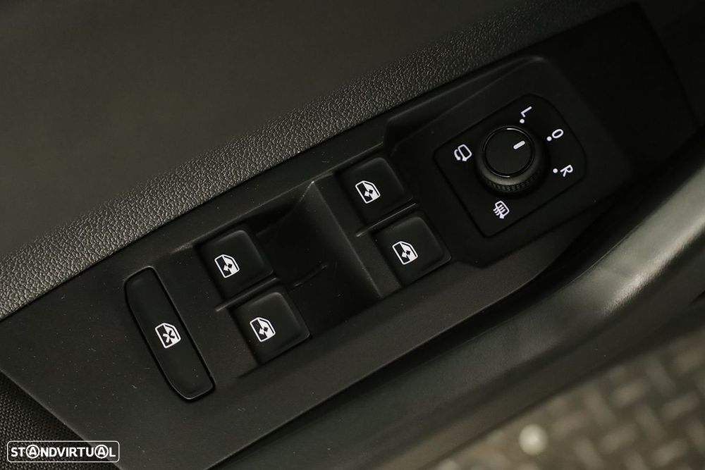 VW Taigo 1.0 TSI Urban - 18