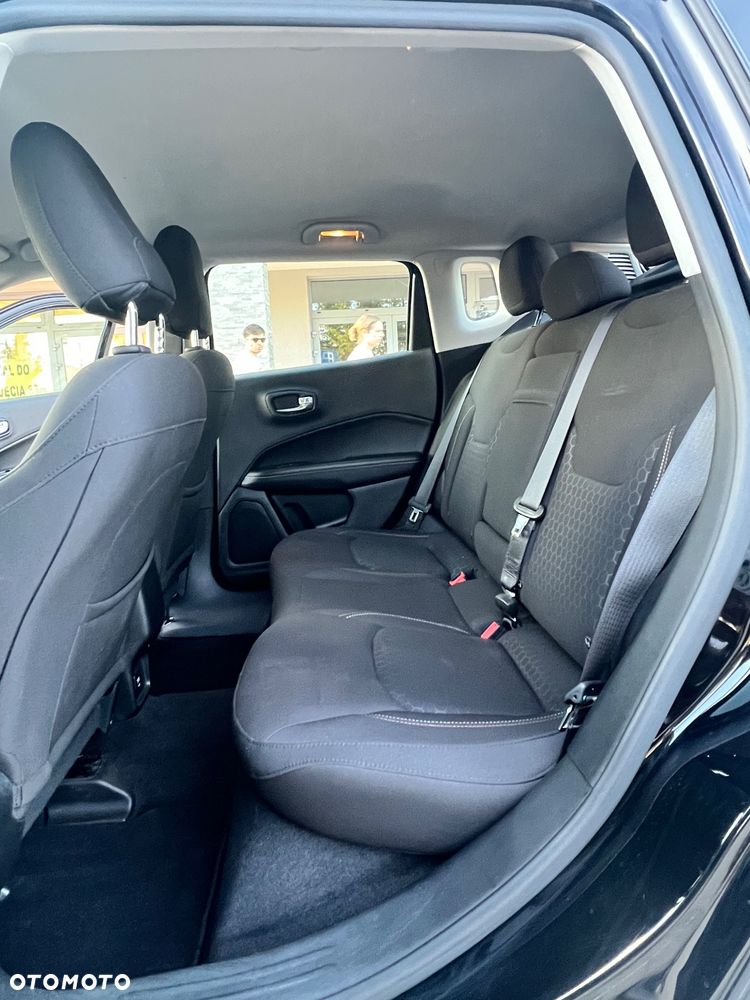 Jeep Compass - 11