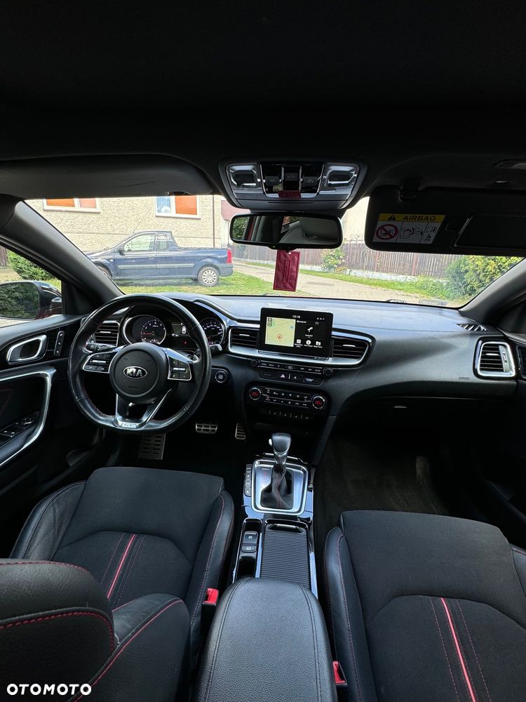 Kia ProCeed - 9
