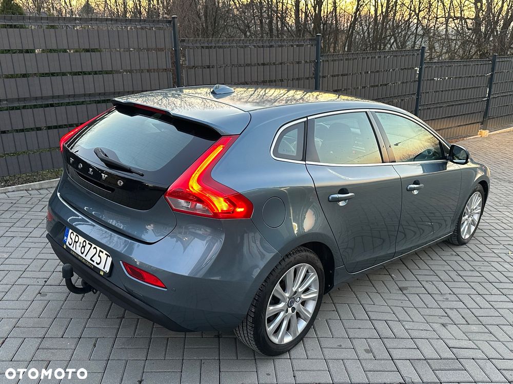 Volvo V40 D2 Momentum - 6