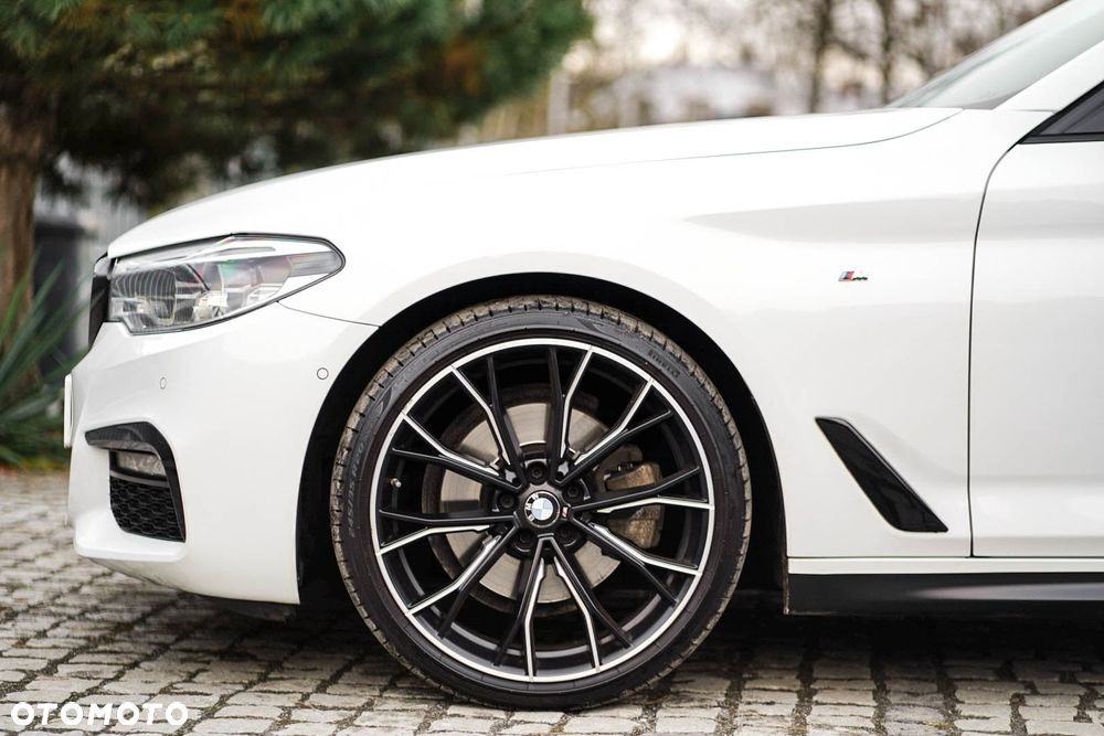 BMW Seria 5 520d xDrive Sport Line - 4