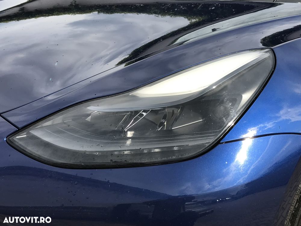 Tesla Model 3 RWD - 40