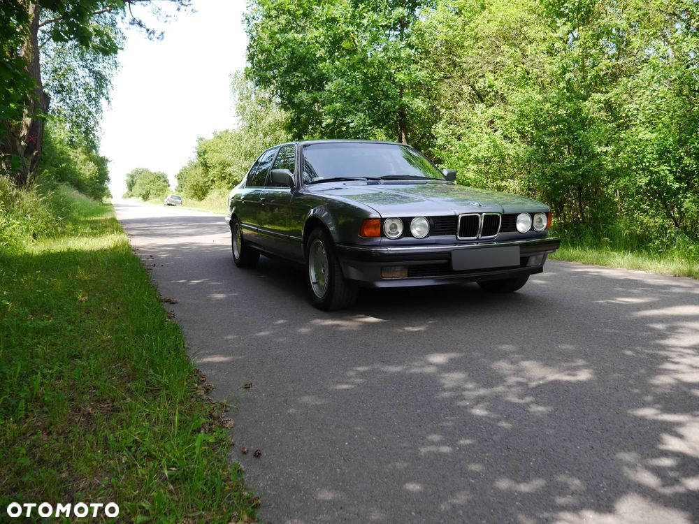 BMW Seria 7 - 2