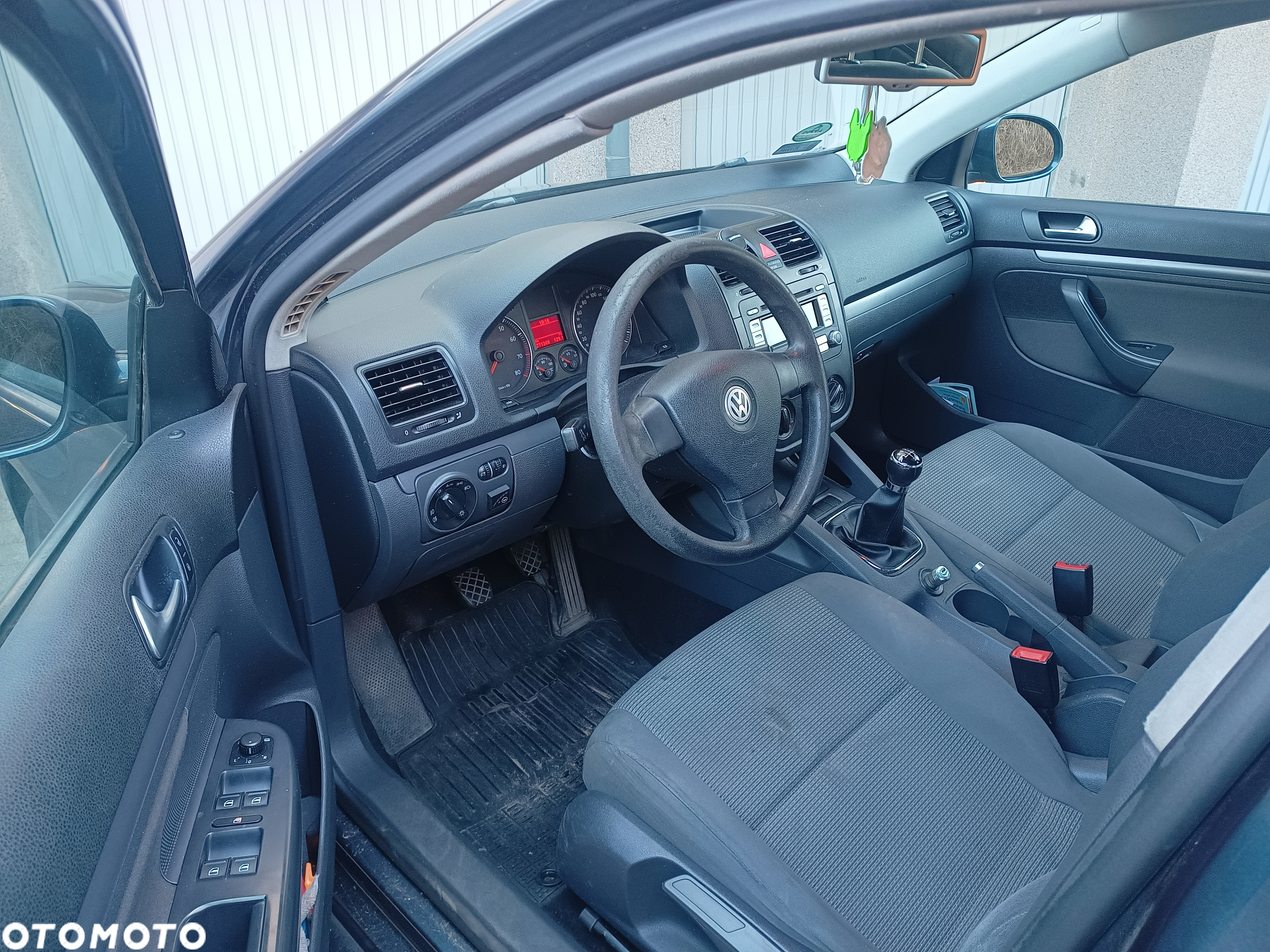 Volkswagen Jetta 1.6 Comfortline - 10