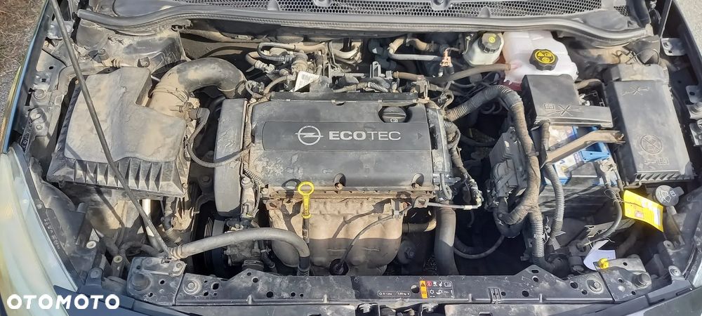 Opel Astra - 24