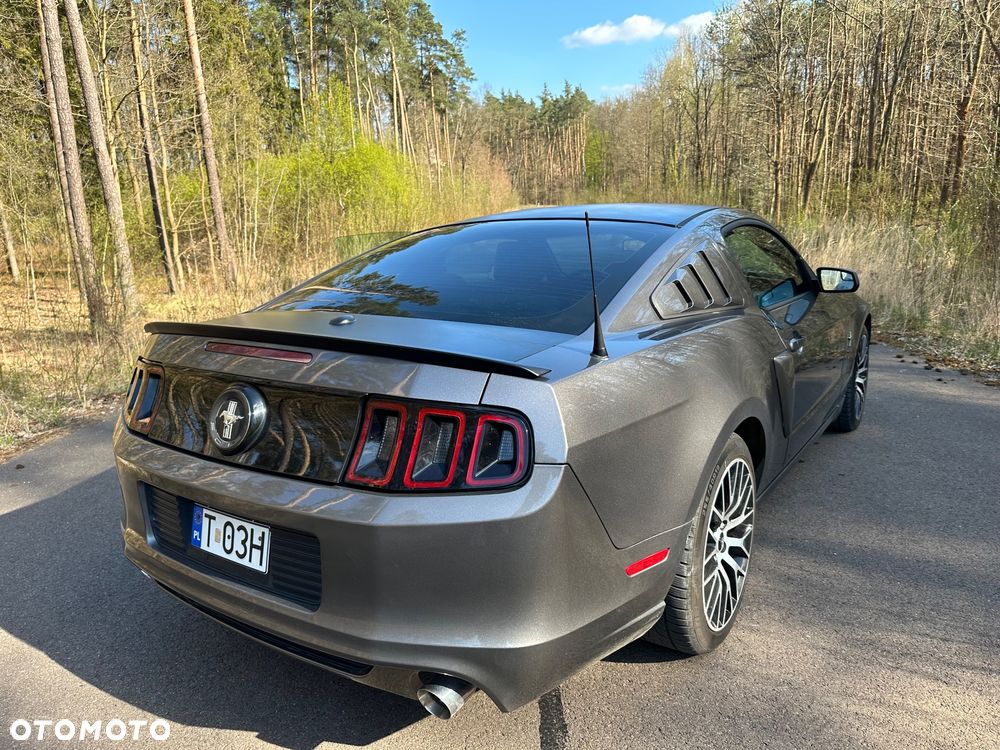 Ford Mustang 3.7 V6 Premium - 9