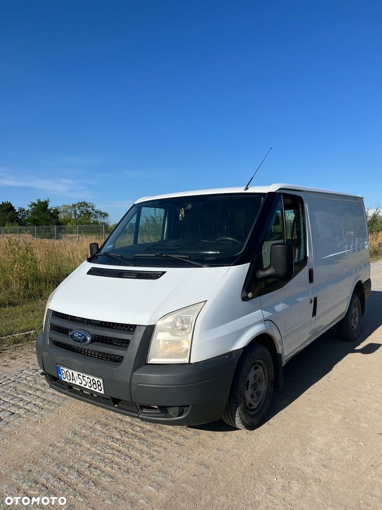 Ford Transit - 1