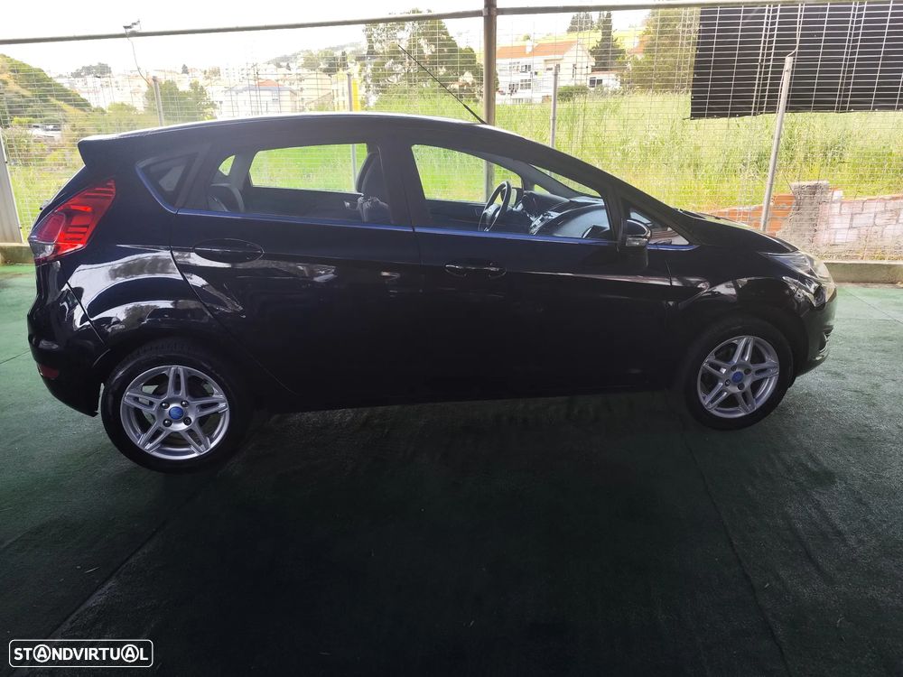 Ford Fiesta 1.5 TDCi Titanium - 7