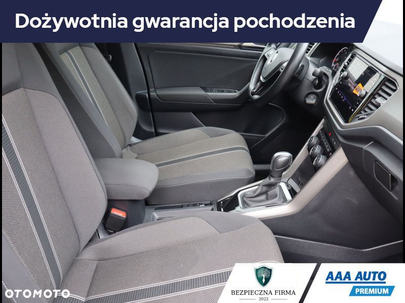 Volkswagen T-Roc - 10