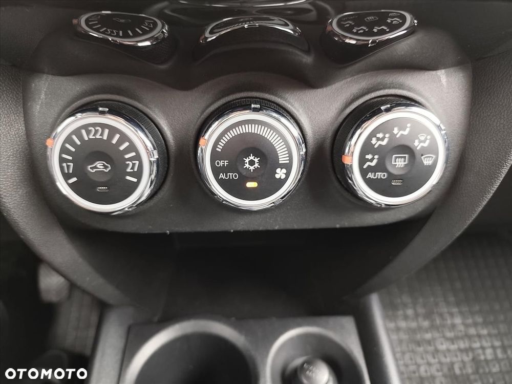 Mitsubishi ASX 1.6 Intense - 16