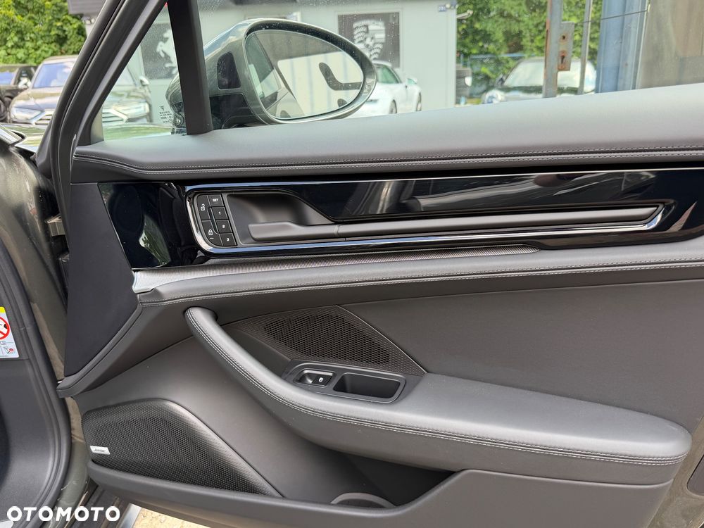 Porsche Panamera 4 E-Hybrid Executive - 34