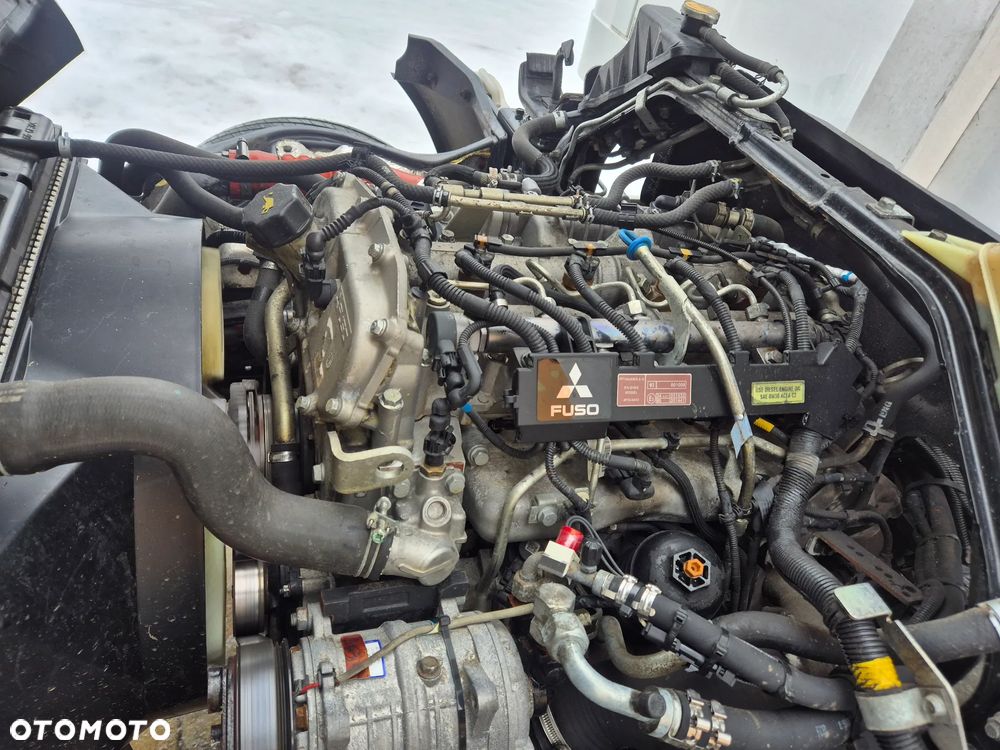 Mitsubishi CANTER 7C15 DMC 7499KG KONTENER CHŁODNIA 5.20 DŁ 177.000KM SPROWADZONY - 25
