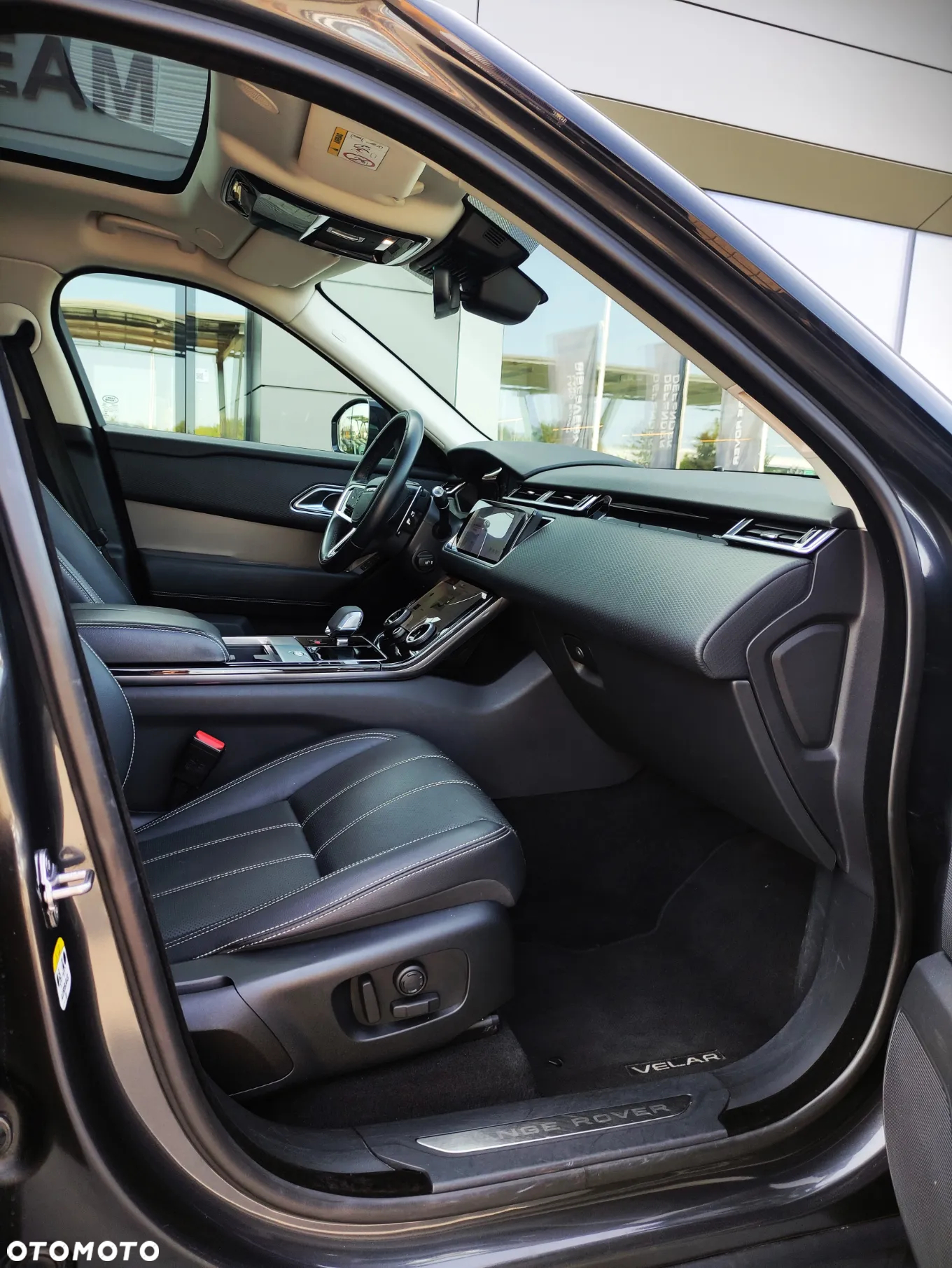 Land Rover Range Rover Velar - 16