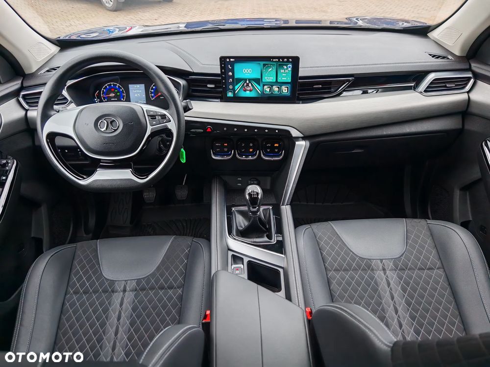 BAIC 3 1.5T Luxury - 12
