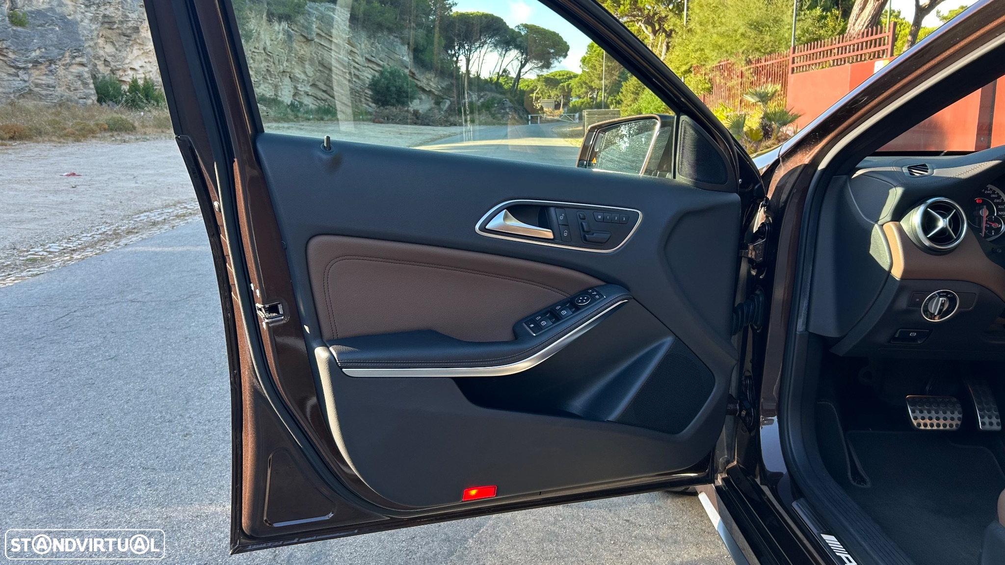 Mercedes-Benz A 45 AMG 4Matic Speedshift 7G-DCT - 10