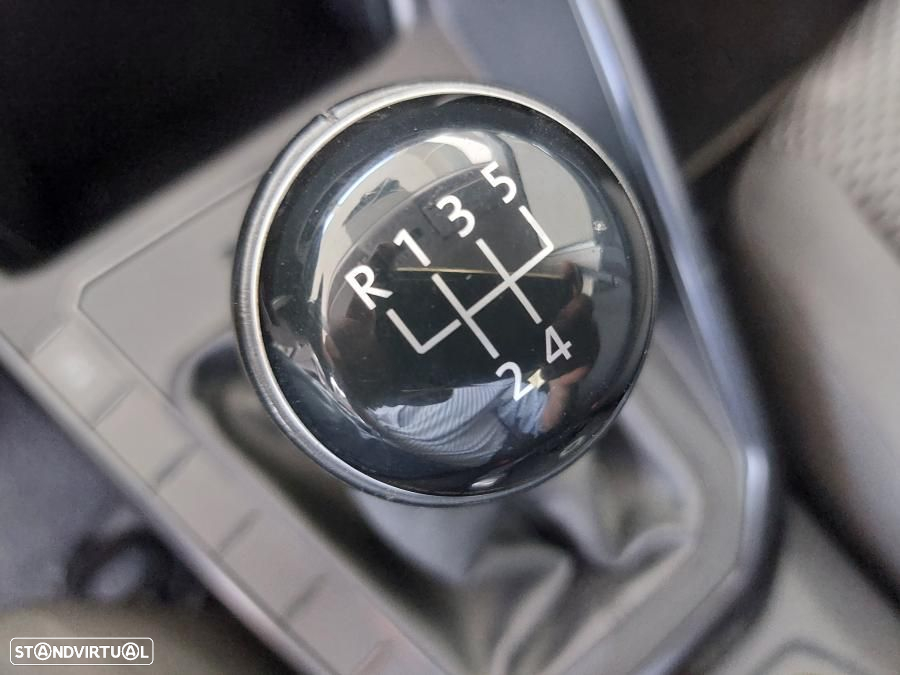 VW Polo 1.0 Trendline - 27