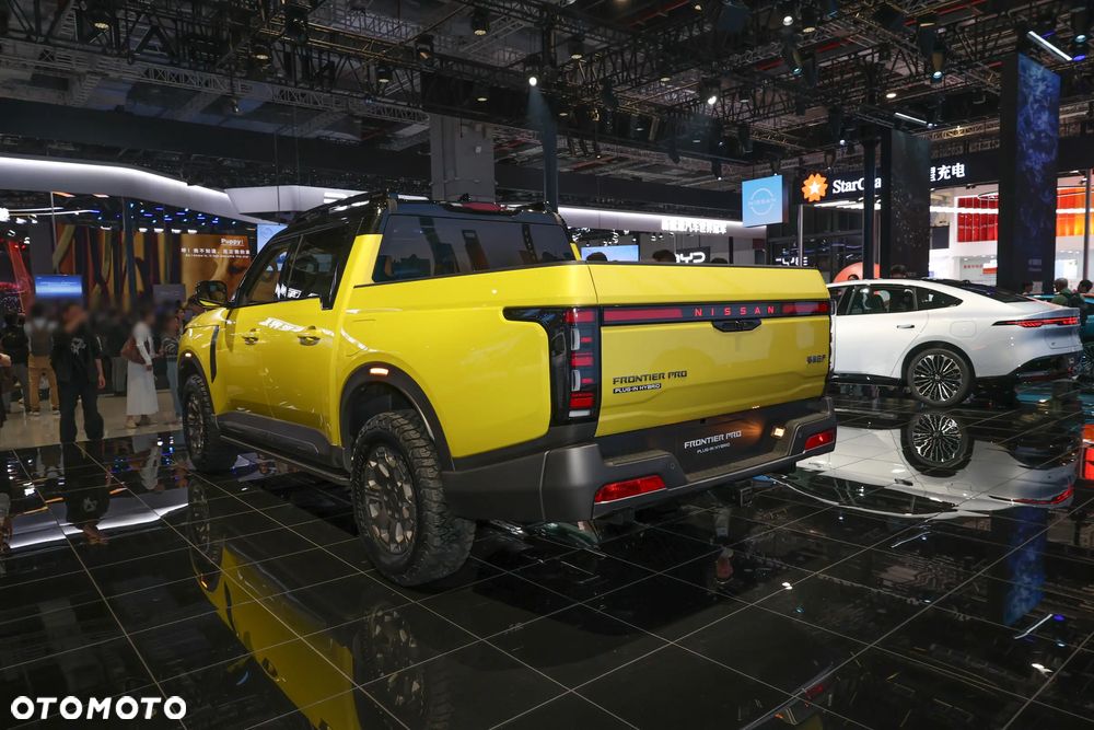 Nissan Frontier - 13