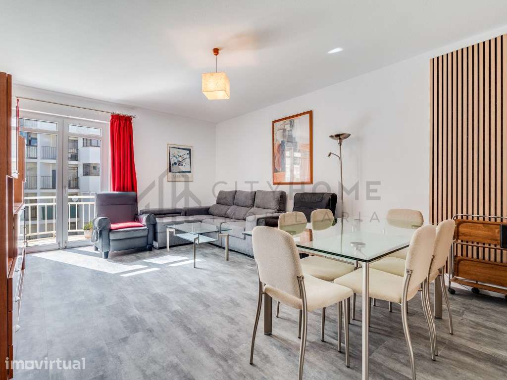 Apartamento T3 Duplex Renovado com Vista Mar - Grande imagem: 3/36