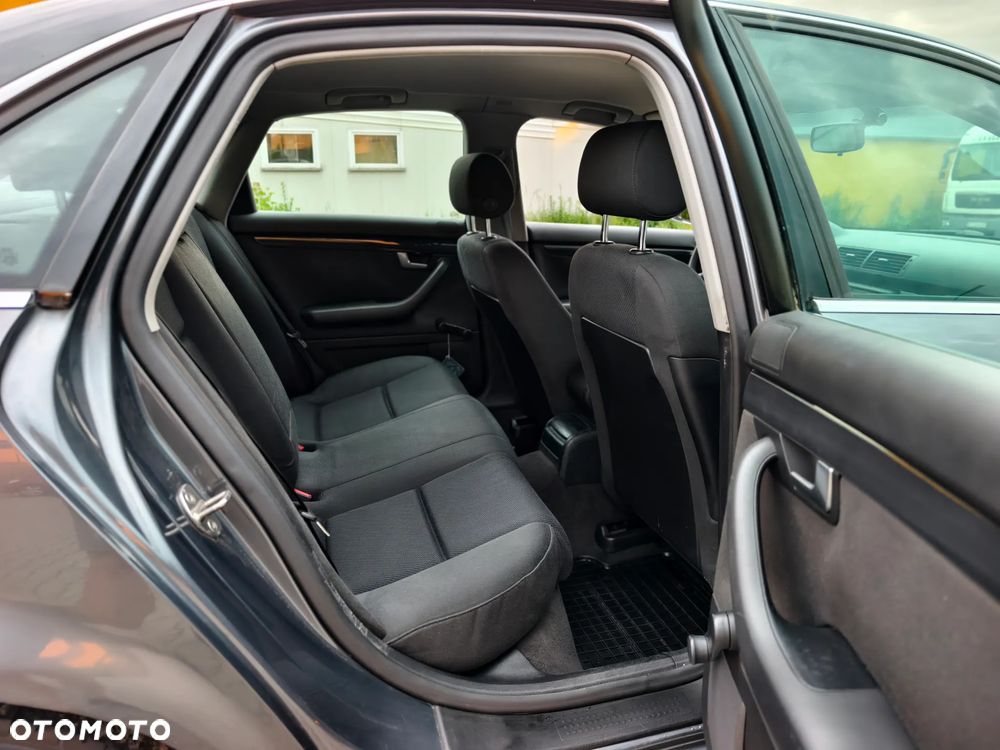 Audi A4 Limousine 2 - 20