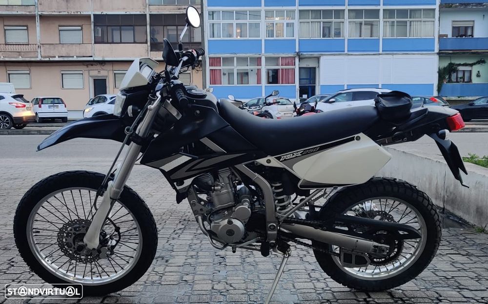 Kawasaki KLX 250 (Carta A2) - 2