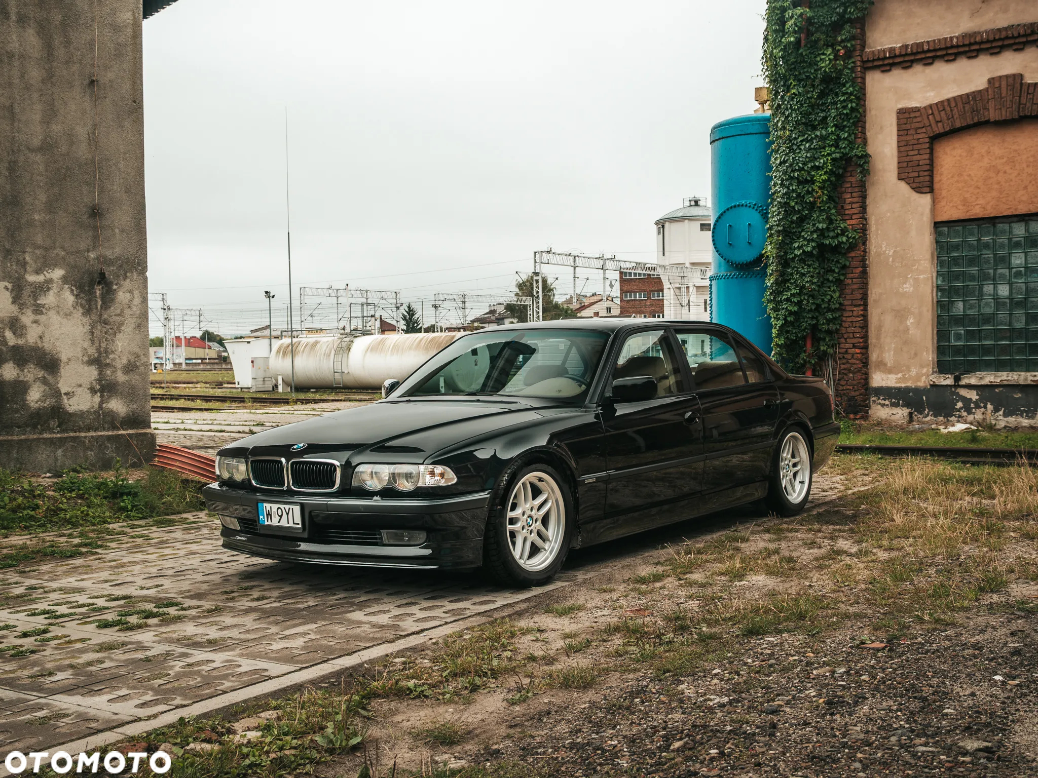 BMW Seria 7 740iL - 3